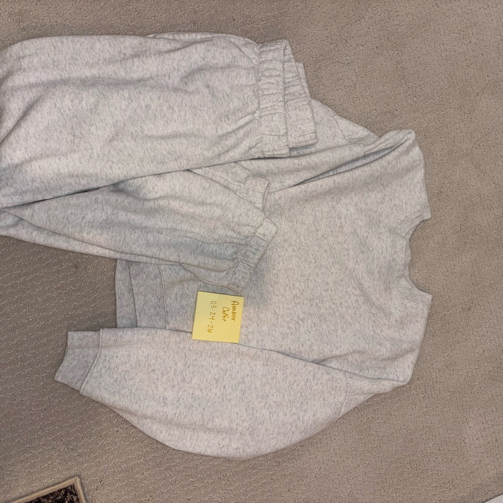 GAP Light Gray Sweatshirt and Jogger Set